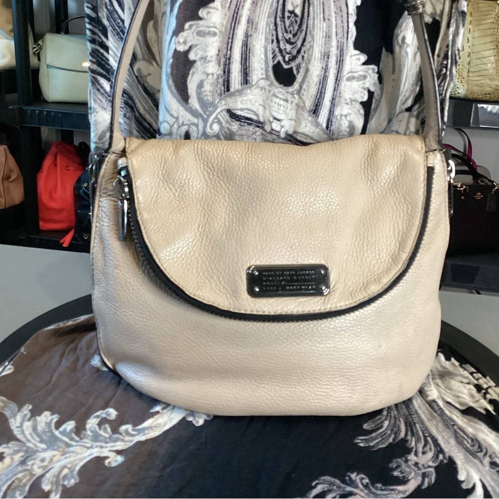 Marc by Marc Jacobs cream pebbled leather with snakeskin embossed trim and strap
